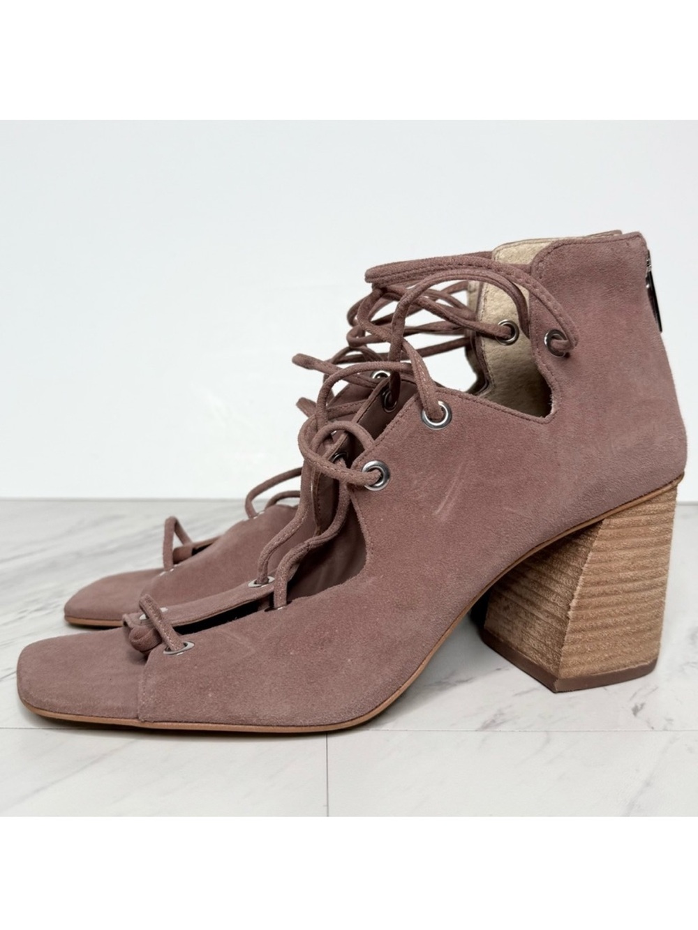 Vince Camuto Nahara Strappy Blush Sandals 8M